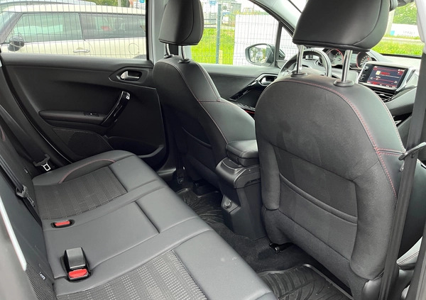 Peugeot 2008 cena 49900 przebieg: 150789, rok produkcji 2017 z Frombork małe 704